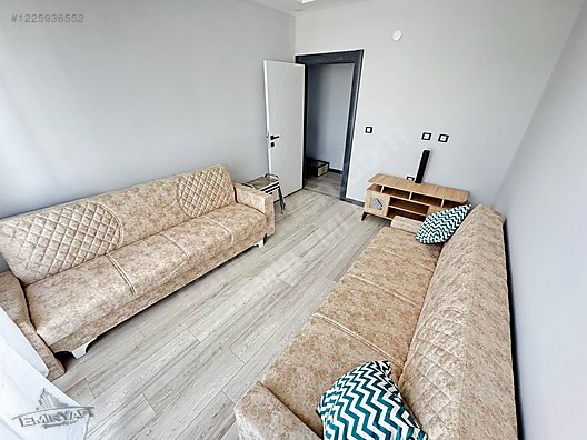 EMIR EMLAKTAN ARAÇ TAKASLI SATILIK LÜKS 1+1 DAİRE - KARS MERKEZ fotoğraf 3